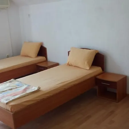 Guest house Angelina Ravda