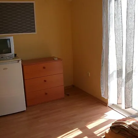 Guest house Angelina Ravda